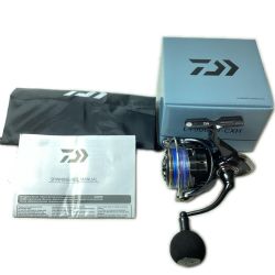 DAIWA ダイワ スピニングリール 26フリームス LT5000D-CXH 00067323 (542039) 箱・リールポーチ付 Aランク