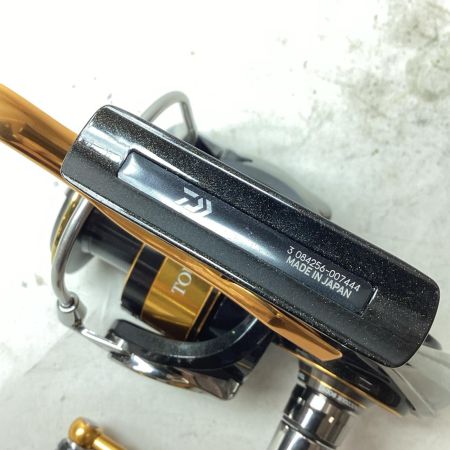 DAIWA ダイワ 磯用スピニングリール 22トーナメントISO 3000XH-LBD 084256 箱・ポーチ付