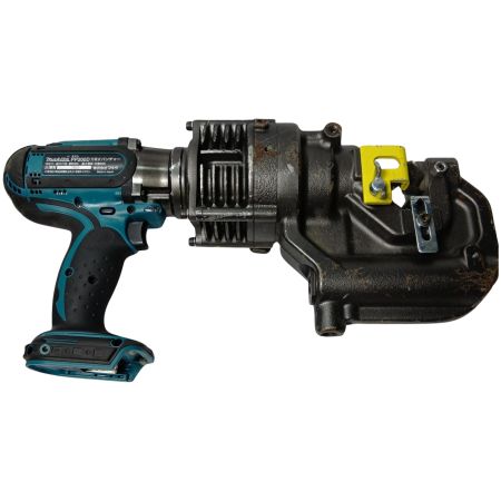 MAKITA マキタ PP200DRG 充電式パンチャ (携帯油圧式) バッテリー・充電器付 PP200DRG