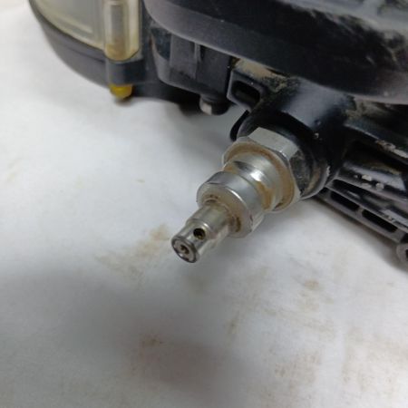 マキタ(Makita) AR411HRM 高圧エアビス打ち機 青 41mm