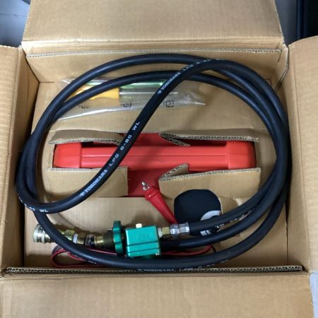 三菱ポータブルガス発電機 MGC900GP 美品 三菱重工