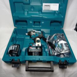 MAKITA マキタ インパクトレンチ  TW007GRDX ブルー 未使用品 付属品完備 コードレス式 40v 2.5Ah 40V TW007GRDX ブルー Sランク