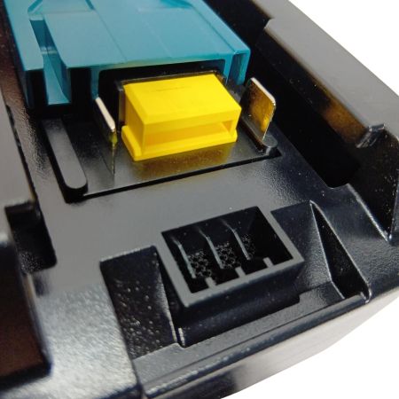 MAKITA マキタ DC18RF ブラック 本体のみ コード式 100v 1210521 美品 充電器 DC18RF ブラック