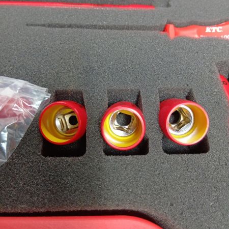 KTC ケーティーシー 絶縁工具セットA ZTB311A レッドケース付 不明 ケースダメージ有 ZTB311A レッド