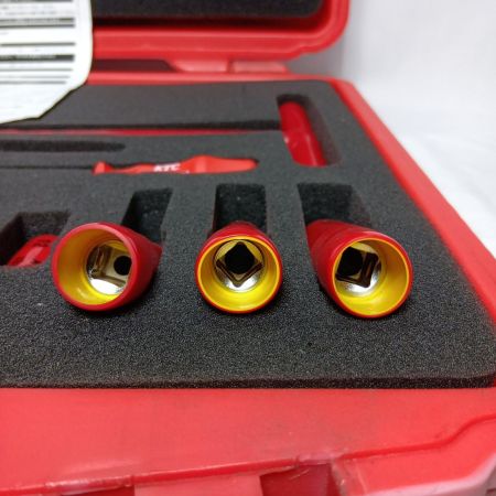 KTC ケーティーシー 絶縁工具セットA ZTB311A レッドケース付 不明 ケースダメージ有 ZTB311A レッド