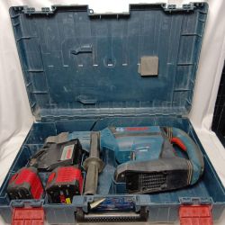 BOSCH ボッシュ ハンマドリル GBH18V-45C ネイビー 程度B 充電器・充電池2個・ケース付 コードレス式 使用感有 GBH18V-45C ネイビー Bランク