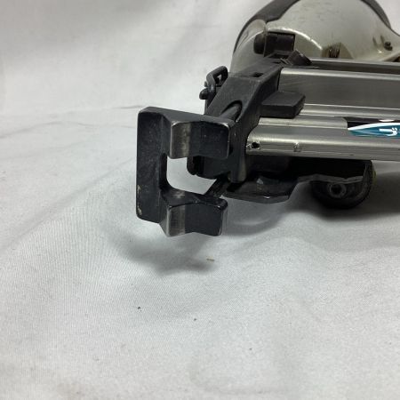 MAKITA マキタ ブラッド釘打 ケース付 常圧 AF634S ライトグレー