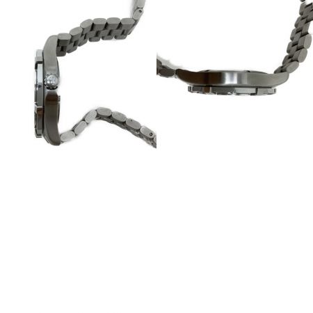  TAG HEUER タグホイヤー クオーツ腕時計　TAG HEUER　200METERS　エクスクルーシブプロフェッショナル　　黒文字盤　本体のみ WN1110