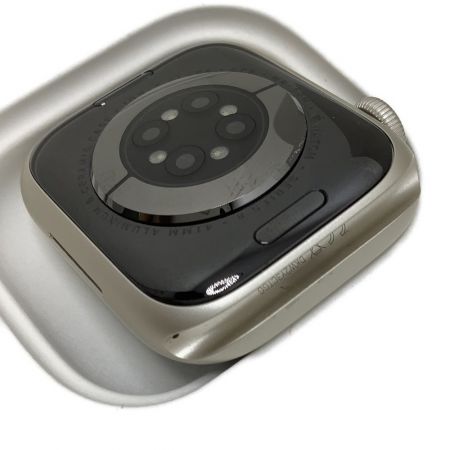  Apple アップル APPLE WATCH SERIES 8 41mm ALUMI STARLIGHT MNP63