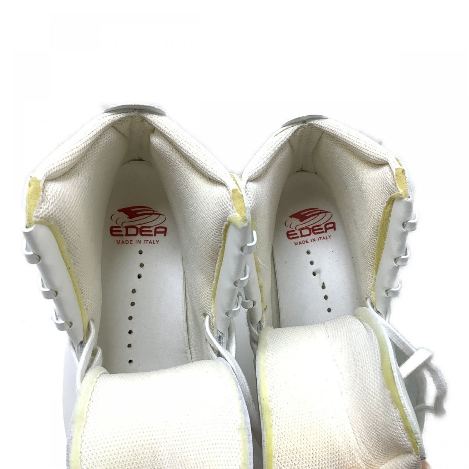 中古】 EDEA フィギュア スケート靴 白 表記サイズ235(22.5