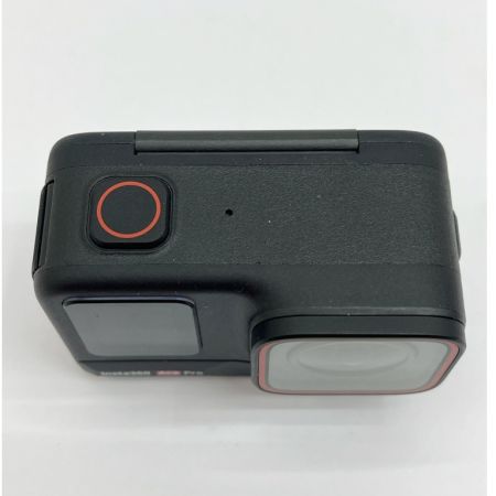   Insta360 Ace Pro アクションカメラ 2023年製 バッテリー 自撮り棒セット CINSAAJA ブラック