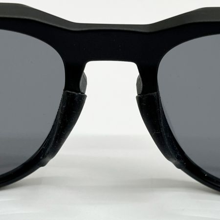  OAKLEY オークリー ローブリッジフィット サングラス 偏光レンズ 54□19 145 キズ有 OO9286A-0254 ブラック