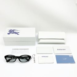 ◆◆ BURBERRY バーバリー サングラス  ケース付 B4447-D 3001/87 ブラック Aランク