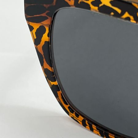  CELINE セリーヌ サングラス 56□21 145 CL40198F ブラウン系