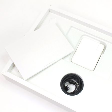  Apple アップル ノートPC MacBook Pro MGEC4J/A